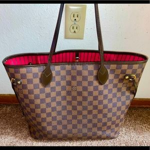 Louis Vuitton Neverfull MM Damier